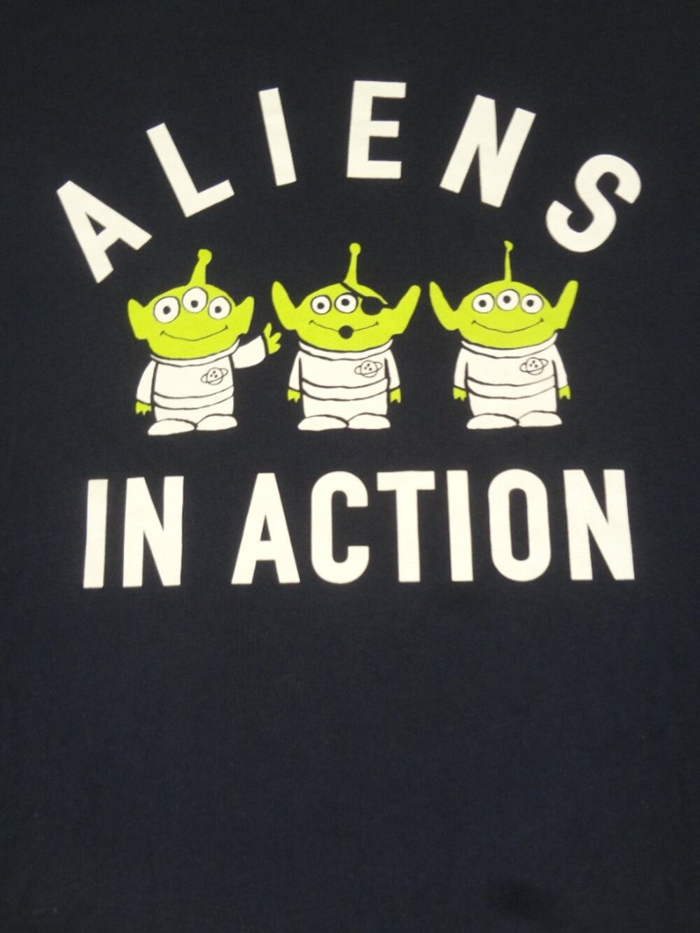 UT DISNEY PIXAR TOY STORY ALIENS IN ACTION - NAVY BLUE MEDIUM T-SHIRT L835 - Picture 2 of 5